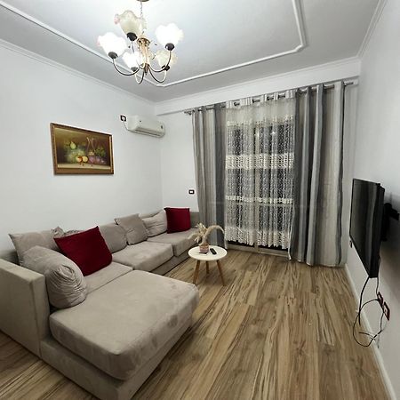 Апартаменты Sjsjksdbbd Тирана Экстерьер фото